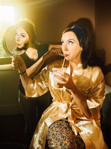 flo progressive actress|How Stephanie Courtney Got Her Job As Flo In The。